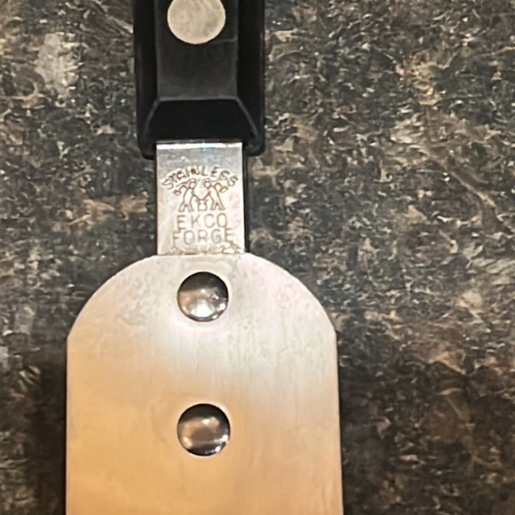 MCM EKCO FORGE icing spatula 11.5 inches black composite handle stainless steel - Picture 2 of 3